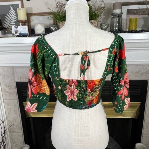 Jilem Modas Cropped Tropical Print Summer Top - Picture 5 of 12